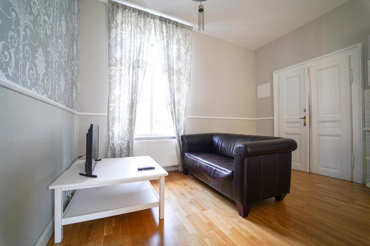Spa Apartments Theresia Dubí Екстериор снимка
