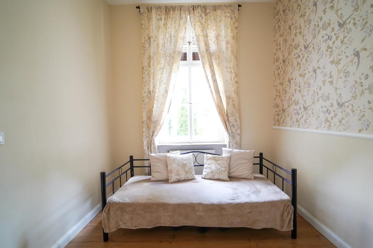 Spa Apartments Theresia Dubí Екстериор снимка